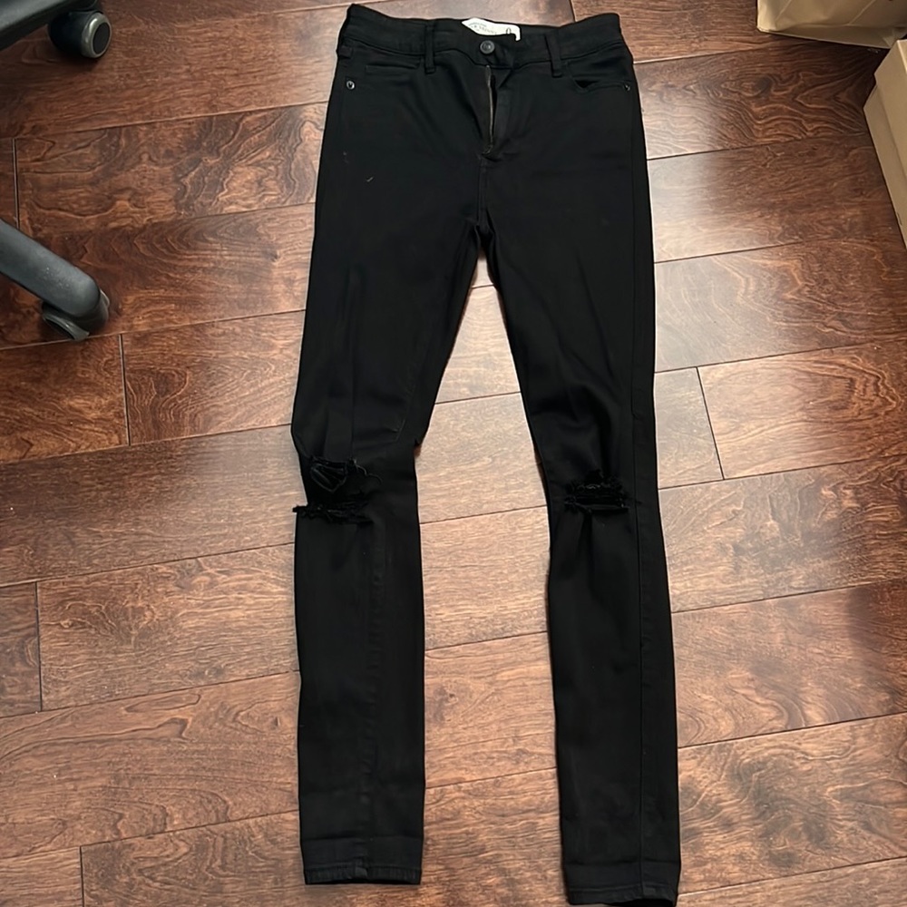🖤💫 A&F Black Jeans | Flattering Skinny Fit ✨